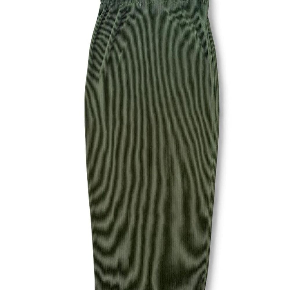Aritzia Women's Green and Khaki Skirt